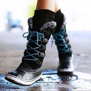 SOREL Joan Of Arctic Knit Boots